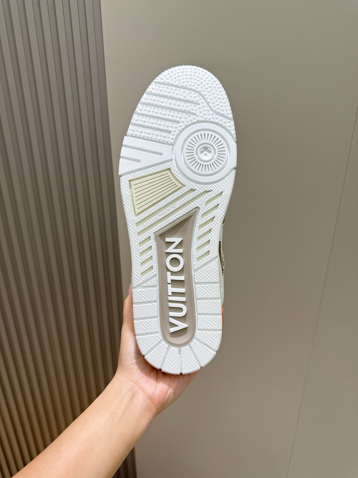 Tênis Louis Vuitton Trainer #54 Low Classic Branco/Marrom