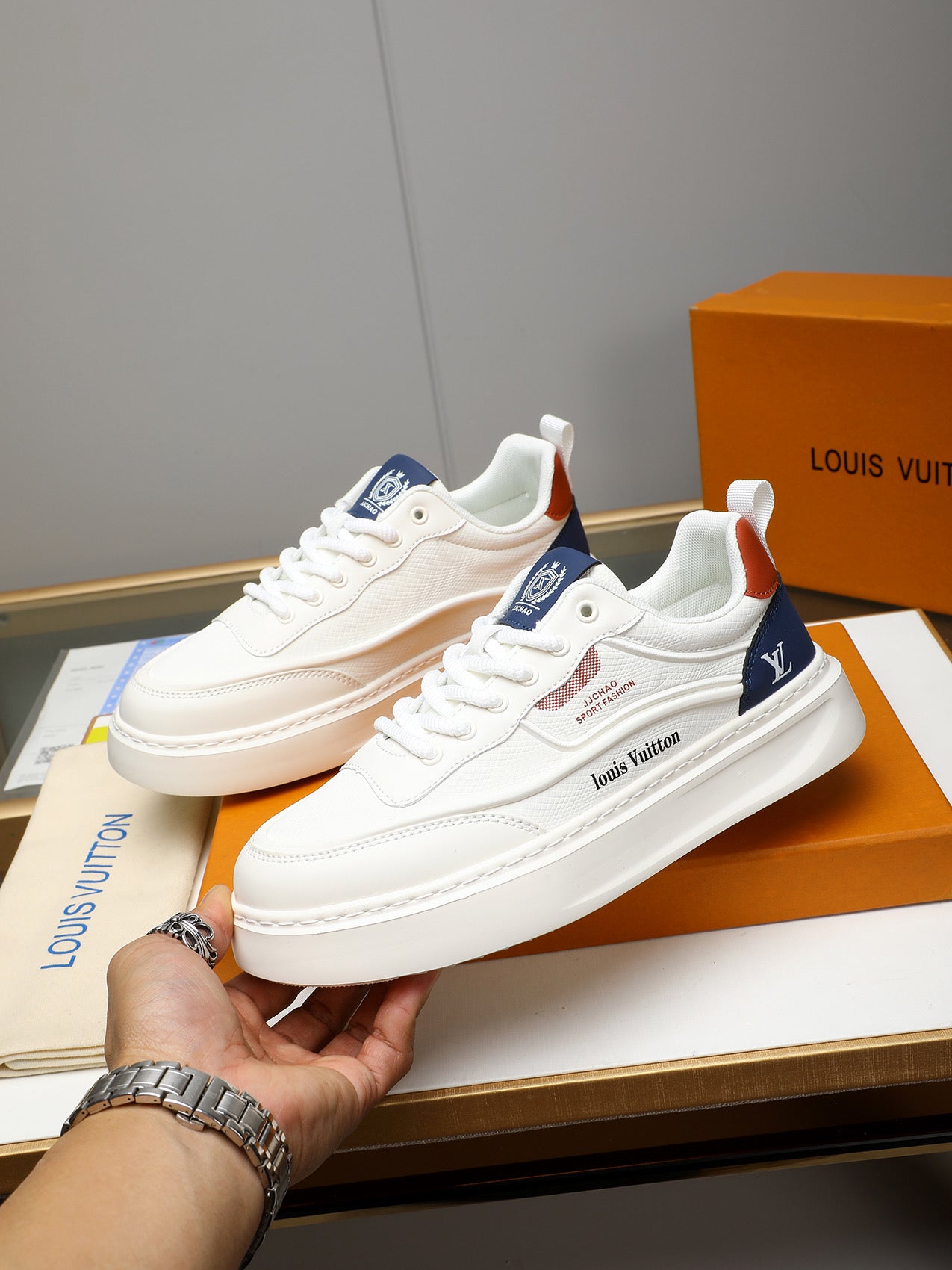 Tenis LV Mirror  Monogram White Blue