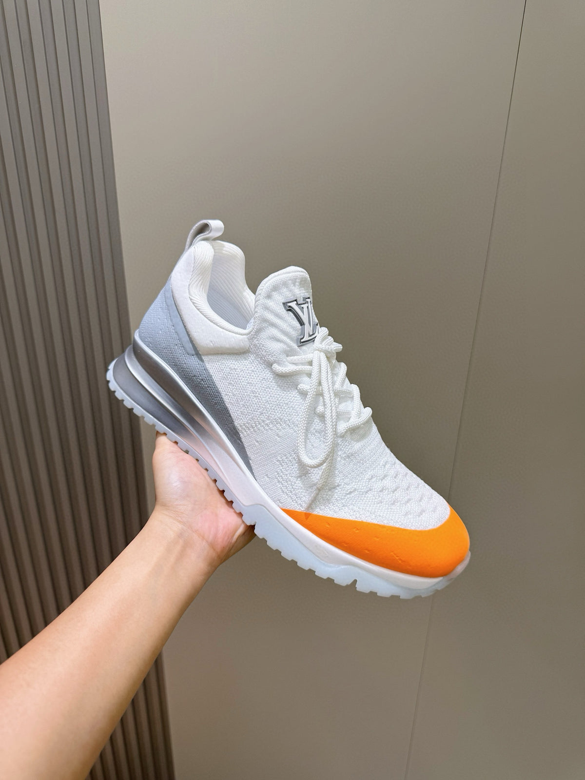 Tênis LOUIS VUITTON LV VNR Branco Branco/Laranja