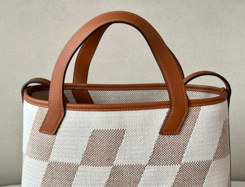 Bolsa Hermès Cabas H Biais 27 White Beige