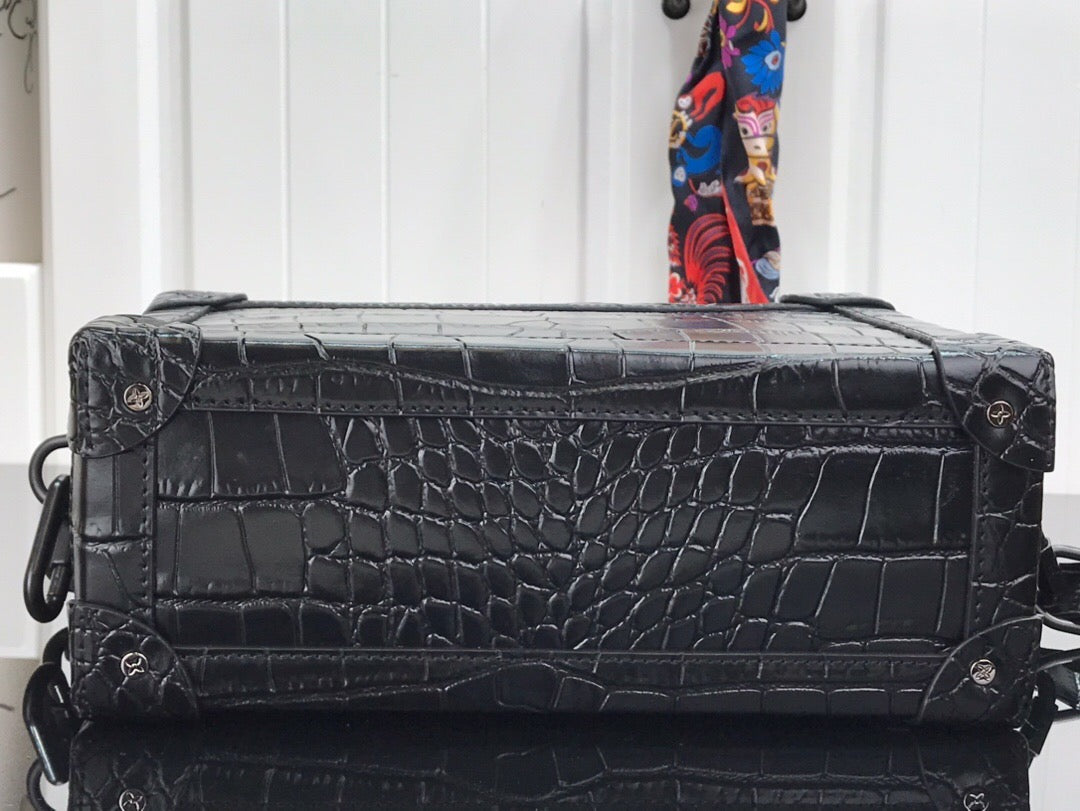 Bag Lv Alligator Mini Soft Trunk Black