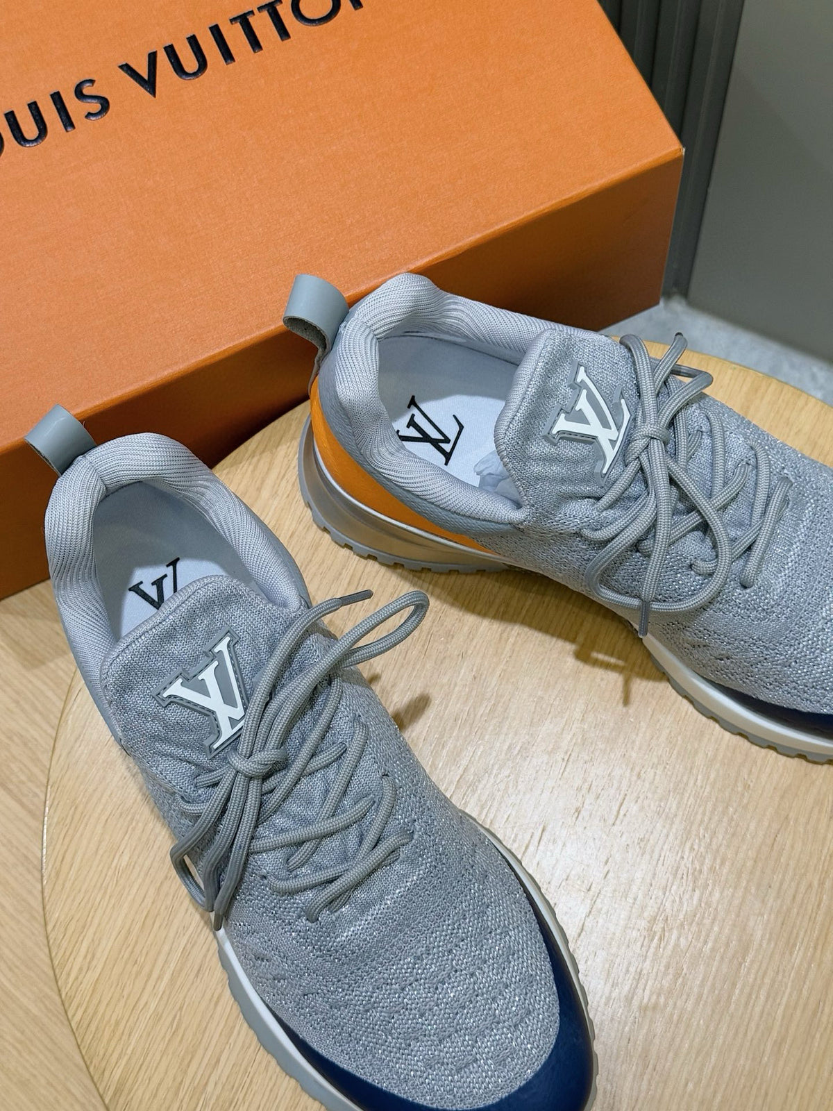Tênis LOUIS VUITTON LV VNR Cinza/Azul