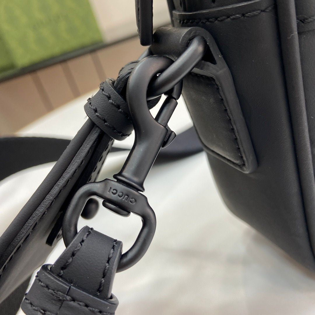 Bag Gucci GG Rubber Effect Crossbody Bag Black