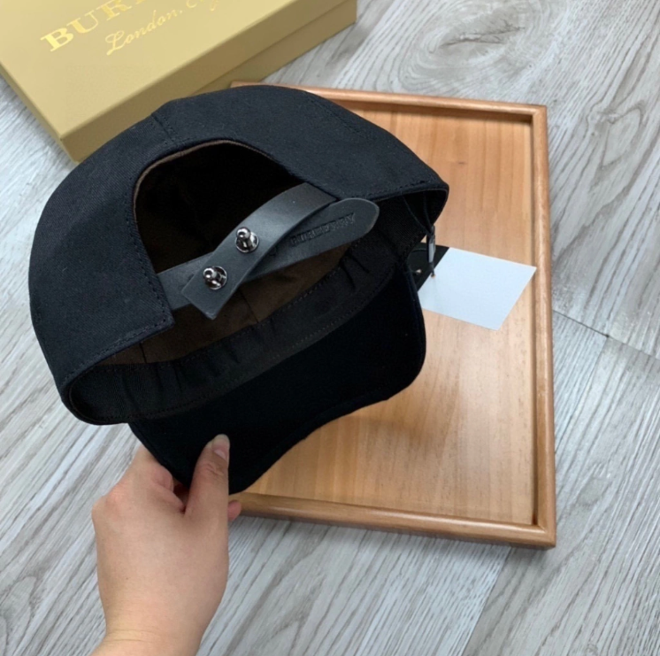 Boné Burberry