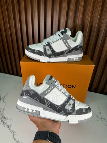 Tênis LV Trainer Grey Monogram