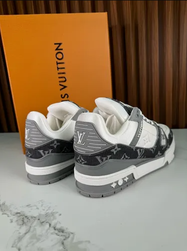 Tênis LV Trainer Grey Monogram