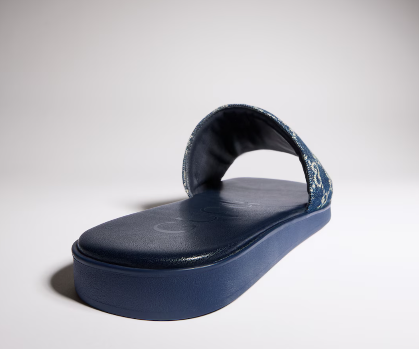 Chinelo Gucci Slipper  Dark blue GG denim