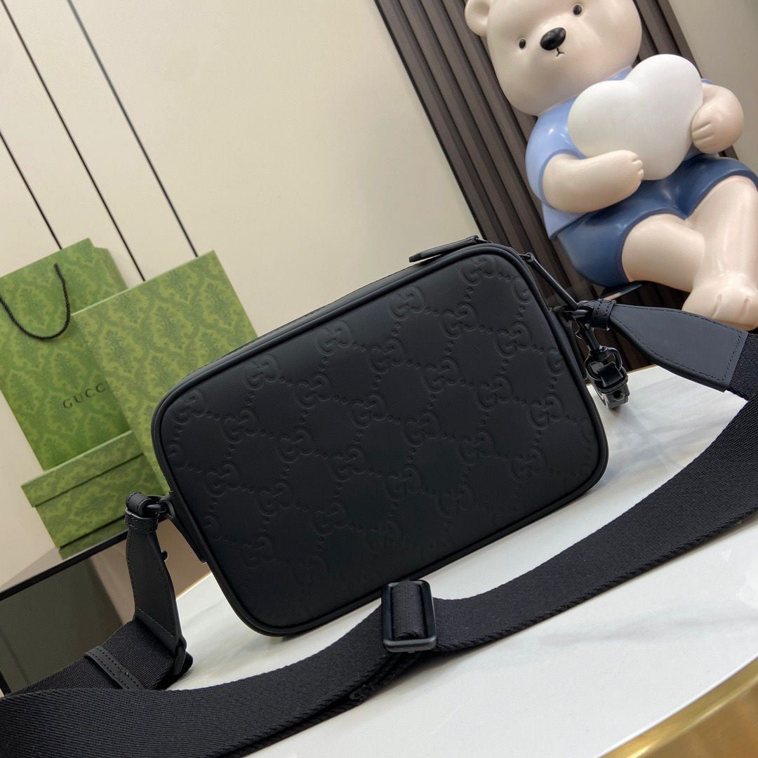 Bag Gucci GG Rubber Effect Crossbody Bag Black
