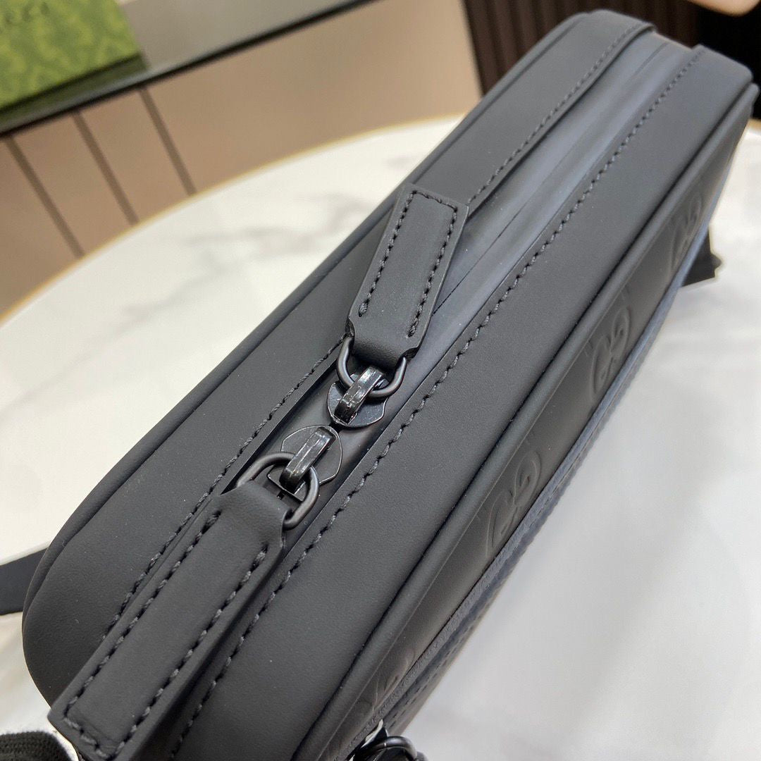 Bag Gucci GG Rubber Effect Crossbody Bag Black