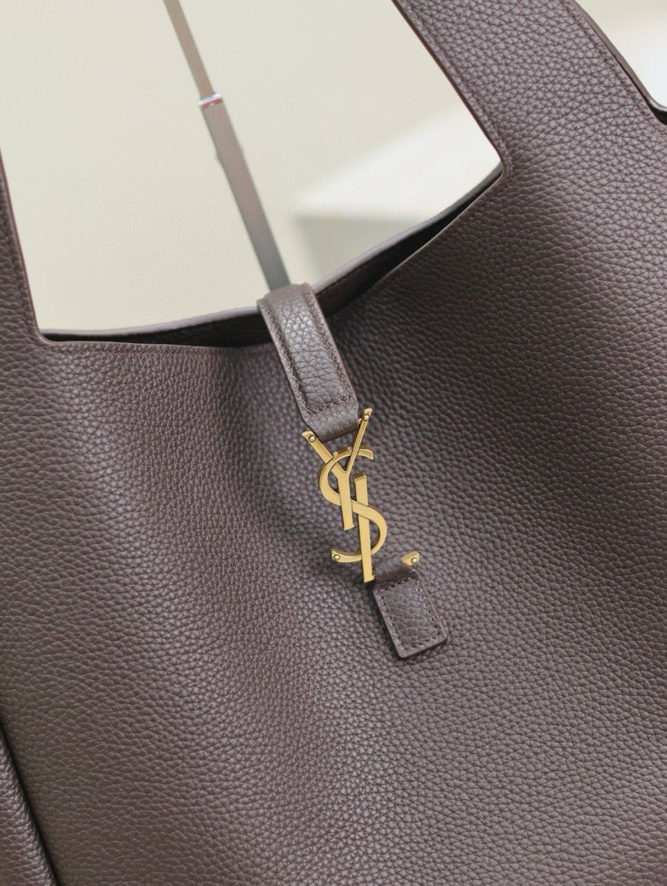Bolsa Saint Laurent Le 5 à 7 Grained Leather (Pronta Entrega)