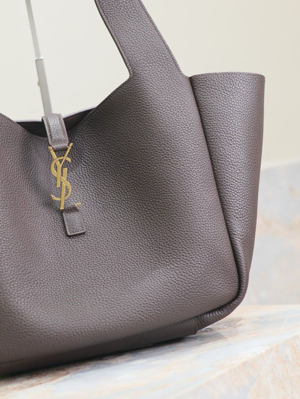 Bolsa Saint Laurent Le 5 à 7 Grained Leather (Pronta Entrega)