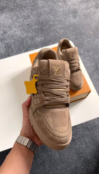 Louis Vuitton Trainer Couro Búfalo Brown