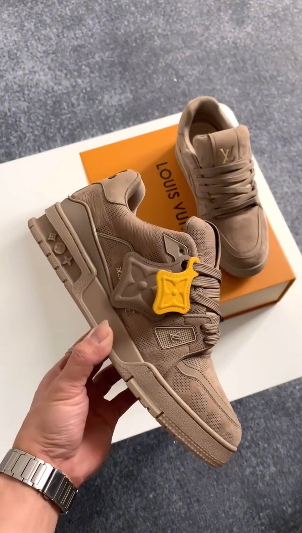Louis Vuitton Trainer Couro Búfalo Brown (Pronta Entrega) Tamanho 38