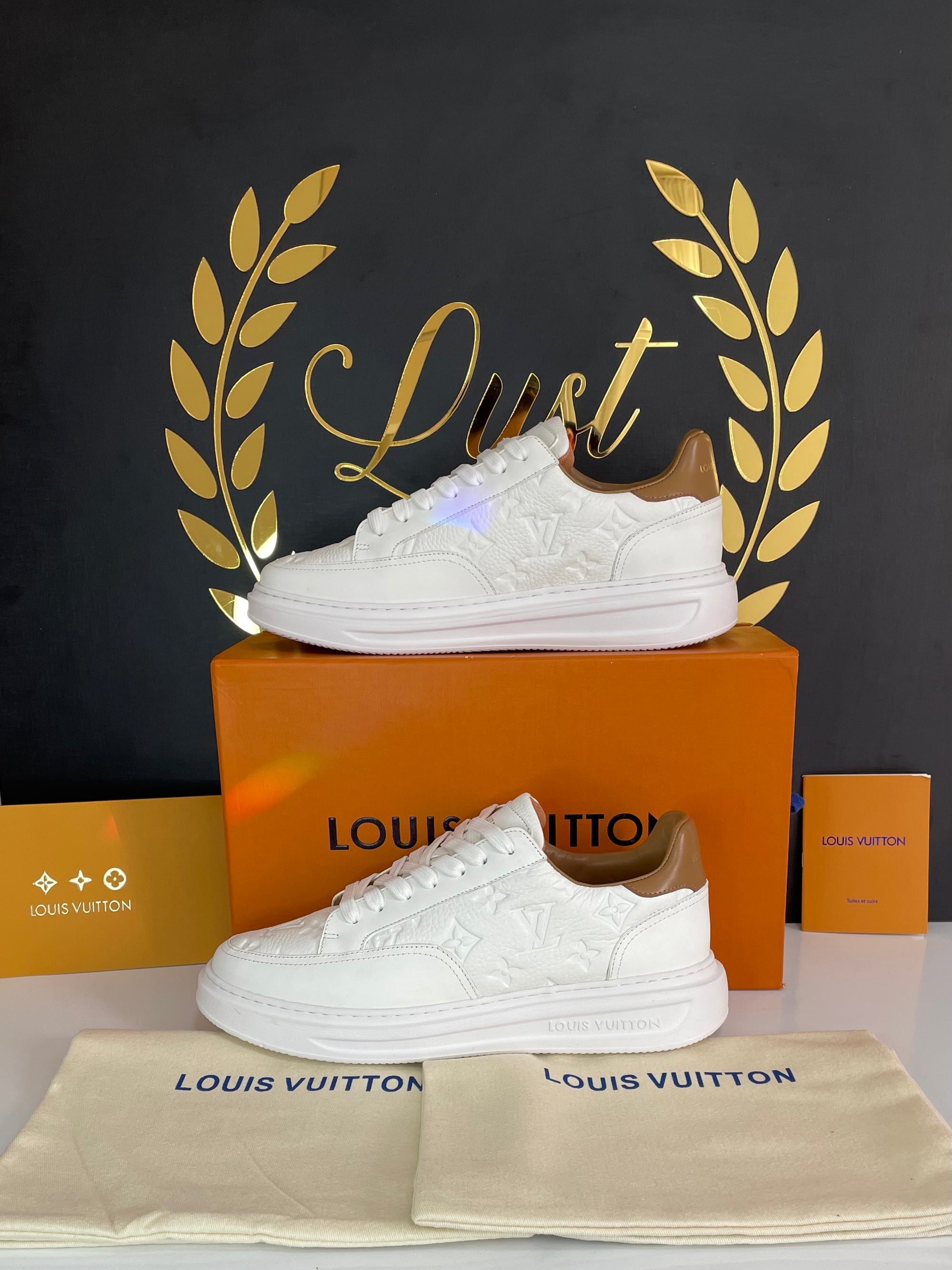 Beverly Hills Louis vuitton