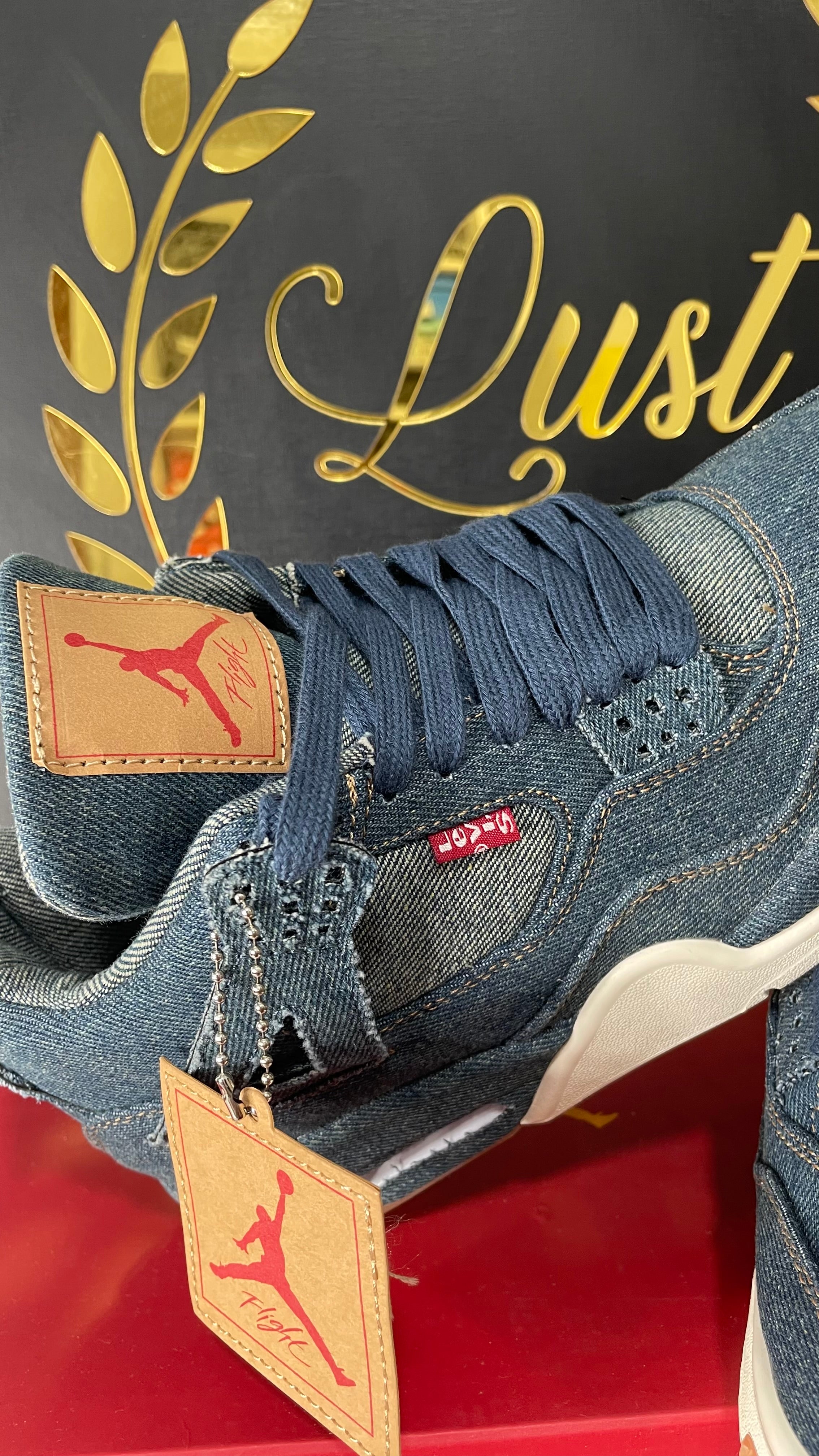 Jordan 4 Retro Levi's Blue Denim (PRONTA ENTREGA) Tamanho 40