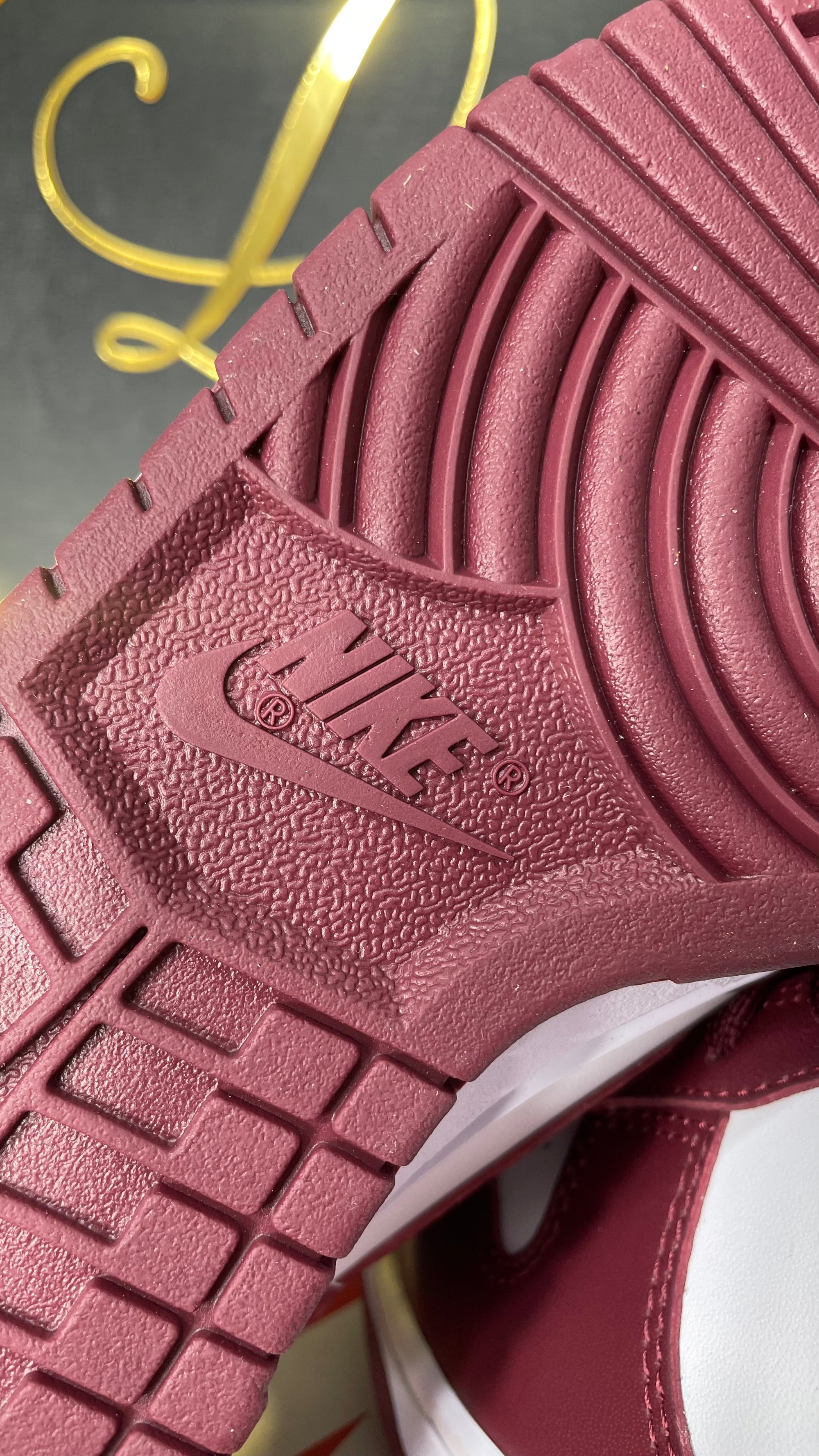 Nike Dunk Low Bordeaux (PRONTA ENTREGA) Tamanho 35