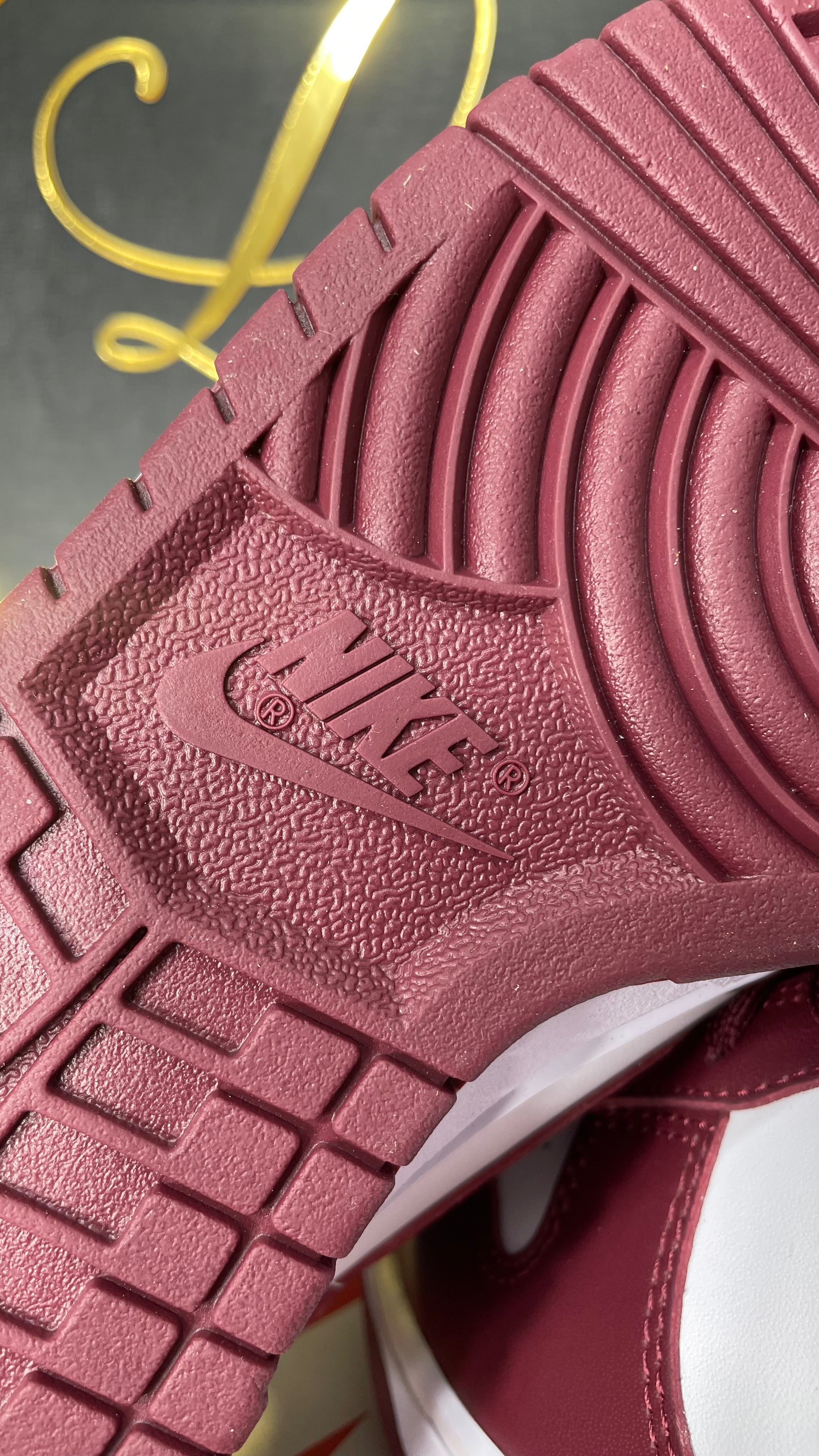 Nike Dunk Low Bordeaux (PRONTA ENTREGA) Tamanho 35