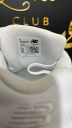 New Balance 9060 White (PRONTA ENTREGA) Tamanho 38