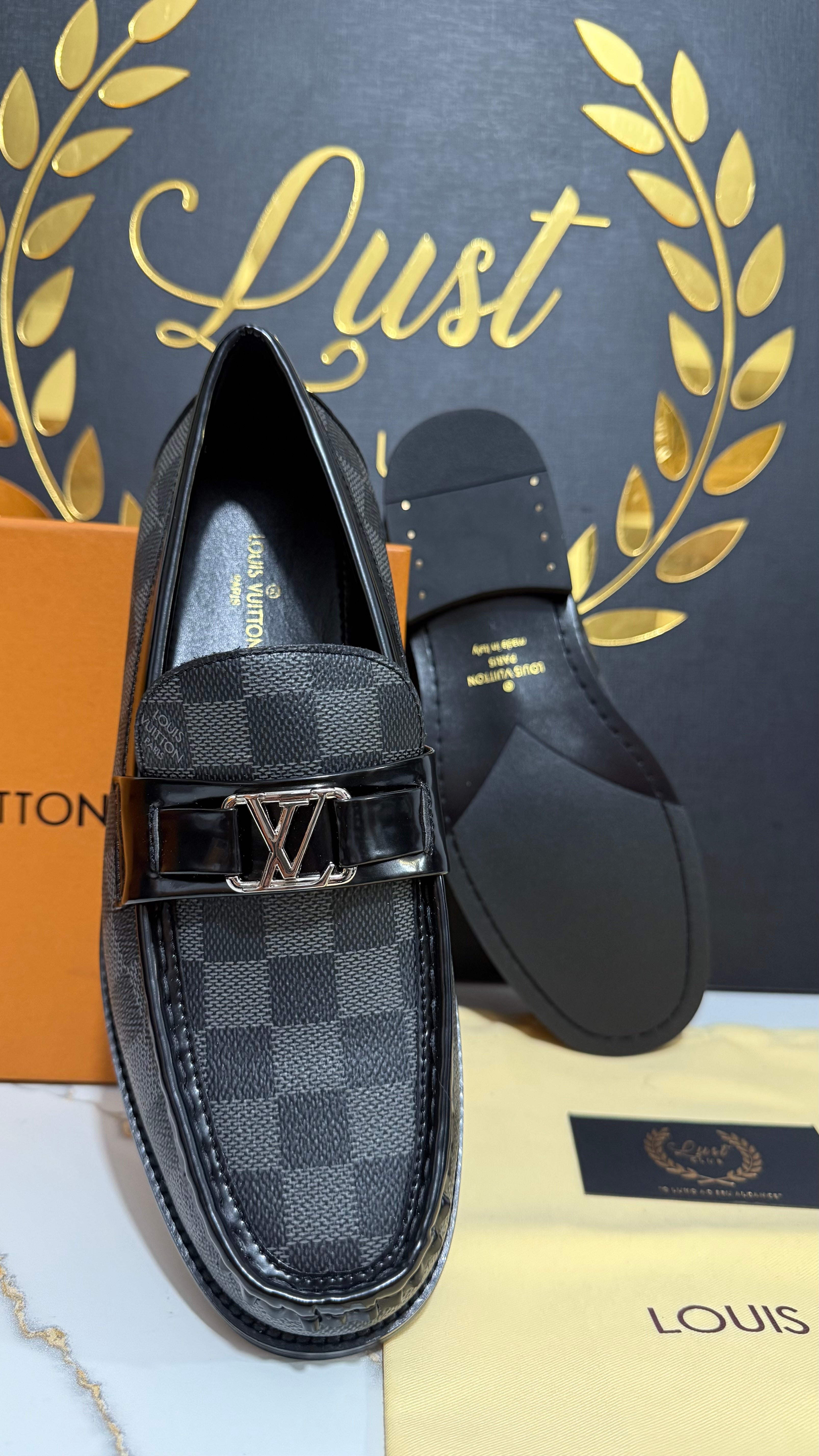 Louis Vuitton Sapato (PRONTA ENTREGA). Tamanho 3