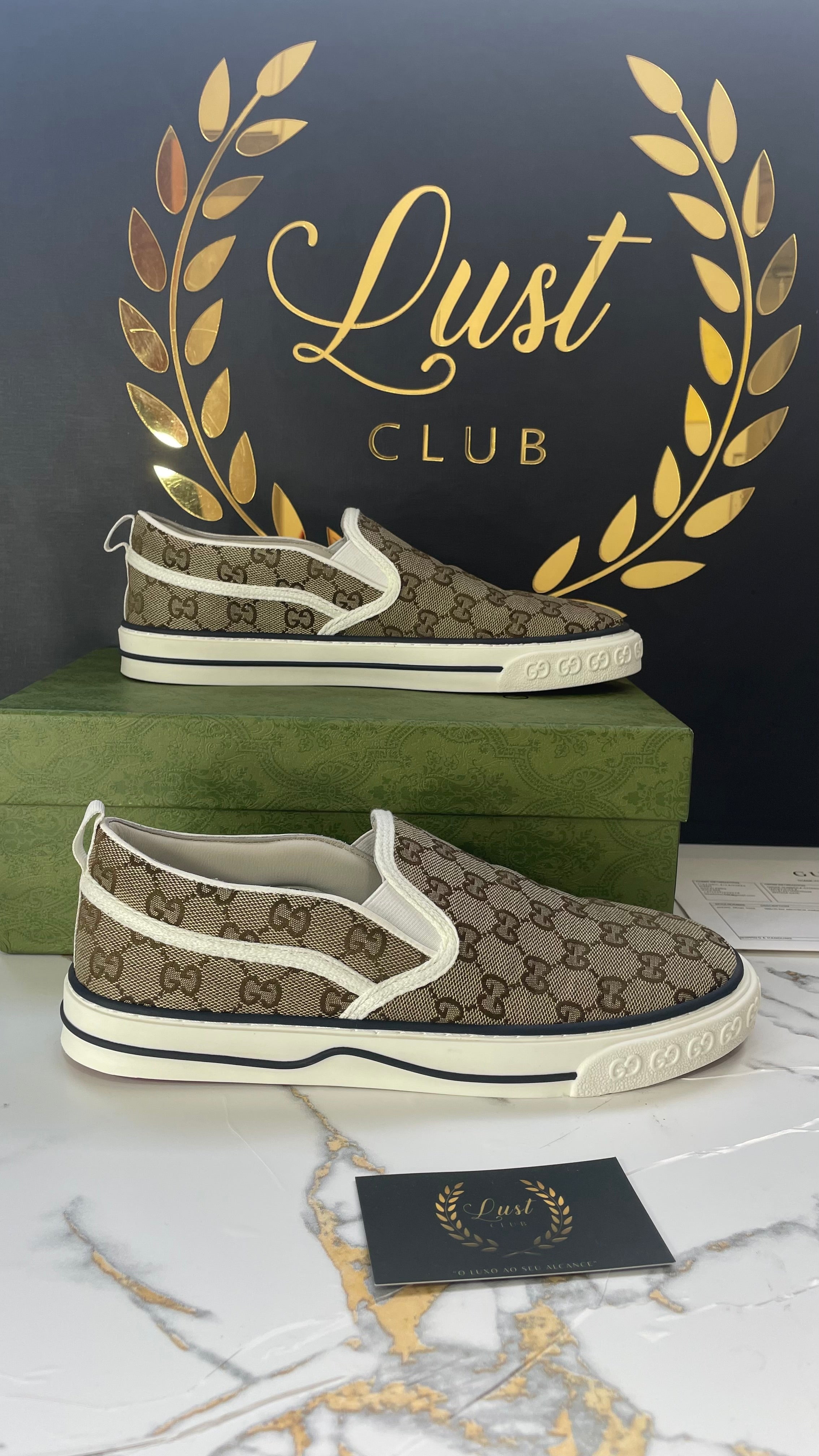 Gucci Slip on GG
