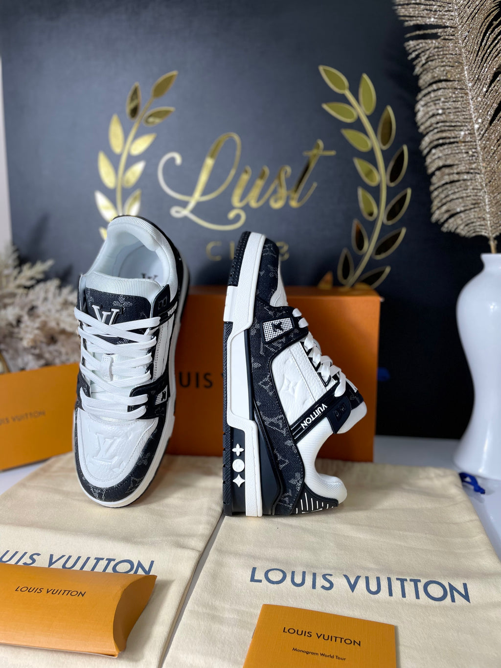 Louis Vuitton Trainer Black Denin  (PRONTA ENTREGA) Tamanho 41 e 42