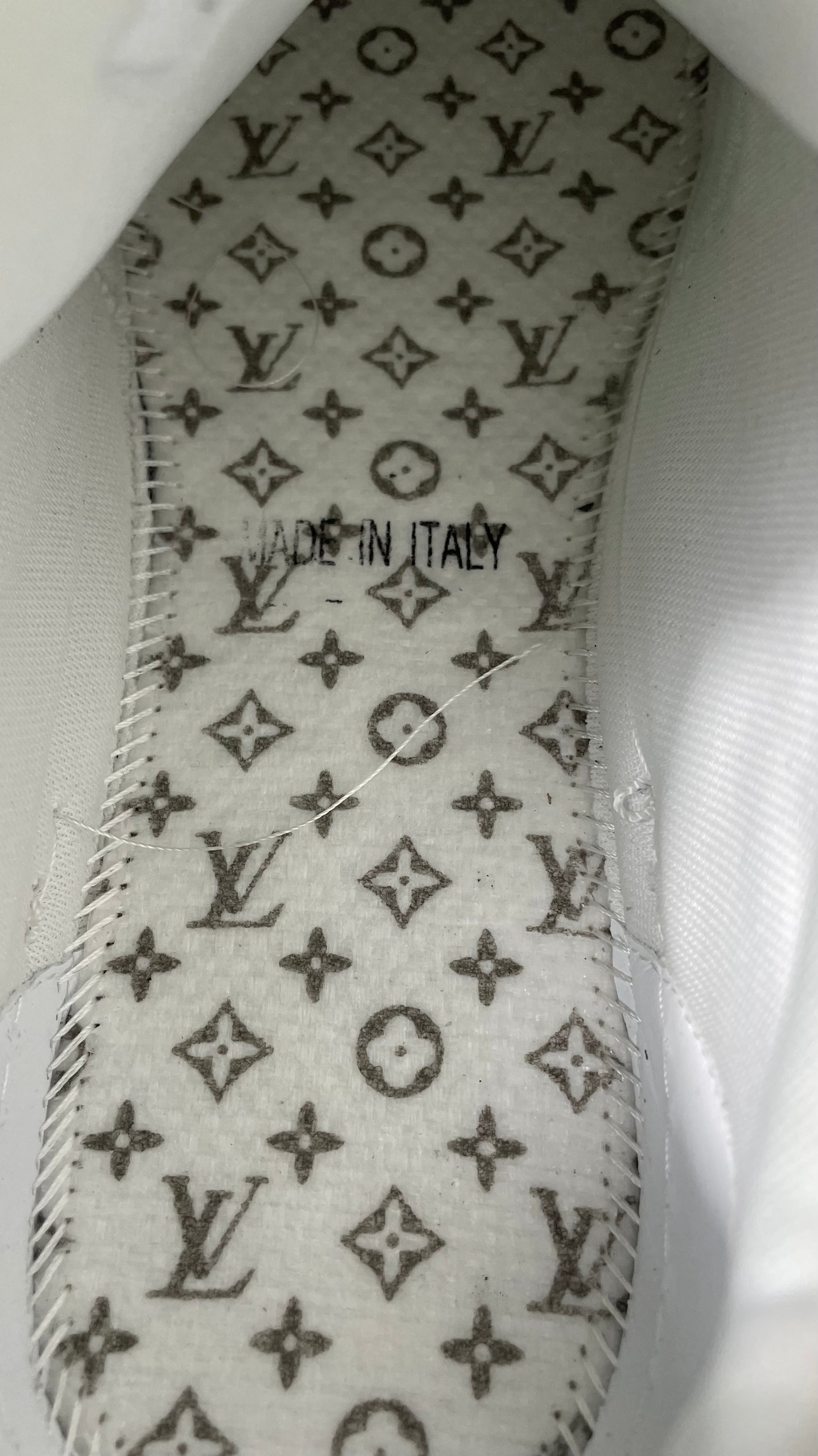 Louis Vuitton Trainer Black Denin  (PRONTA ENTREGA) Tamanho 41 e 42