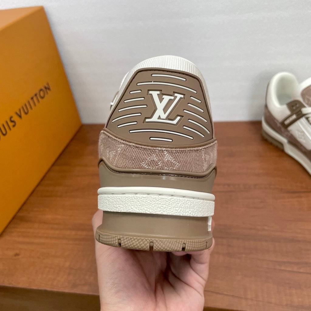 Trainer Monogram