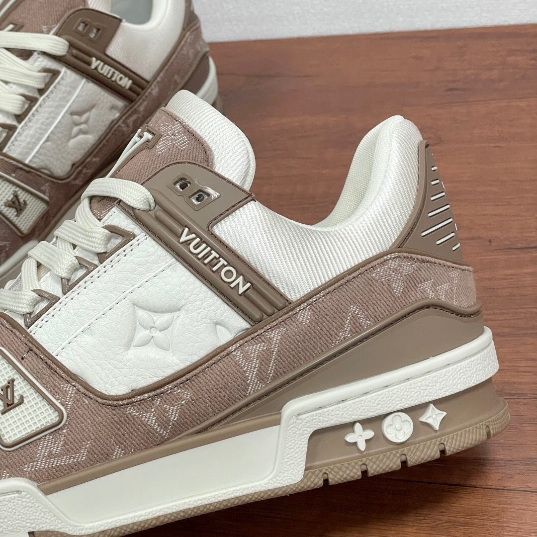 Trainer Monogram