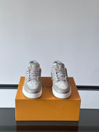 LV Trainer 54