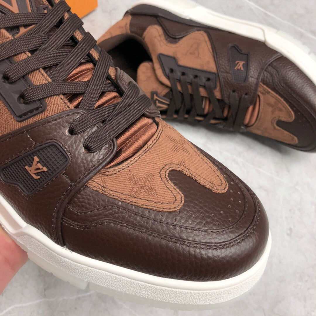 Trainer