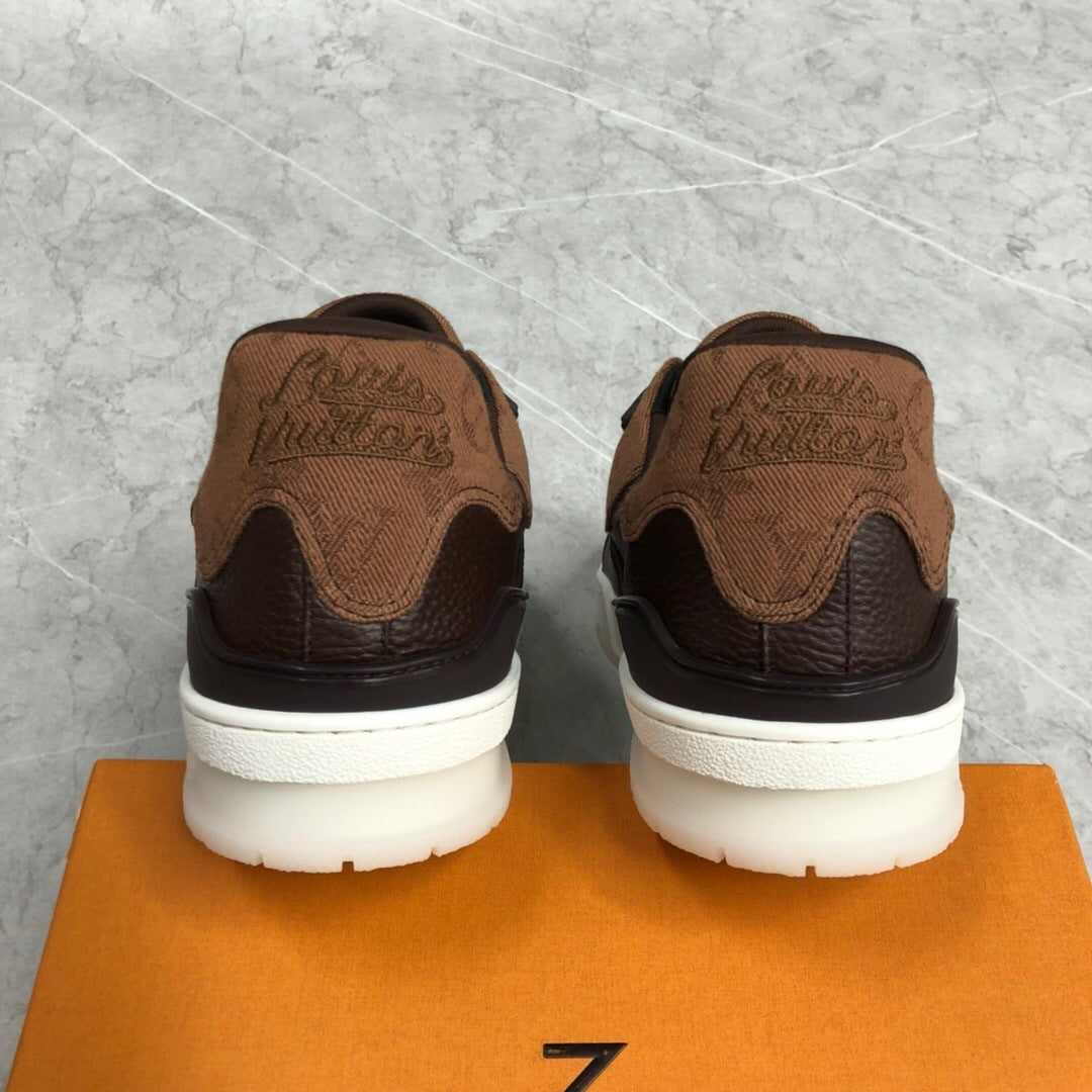 Trainer