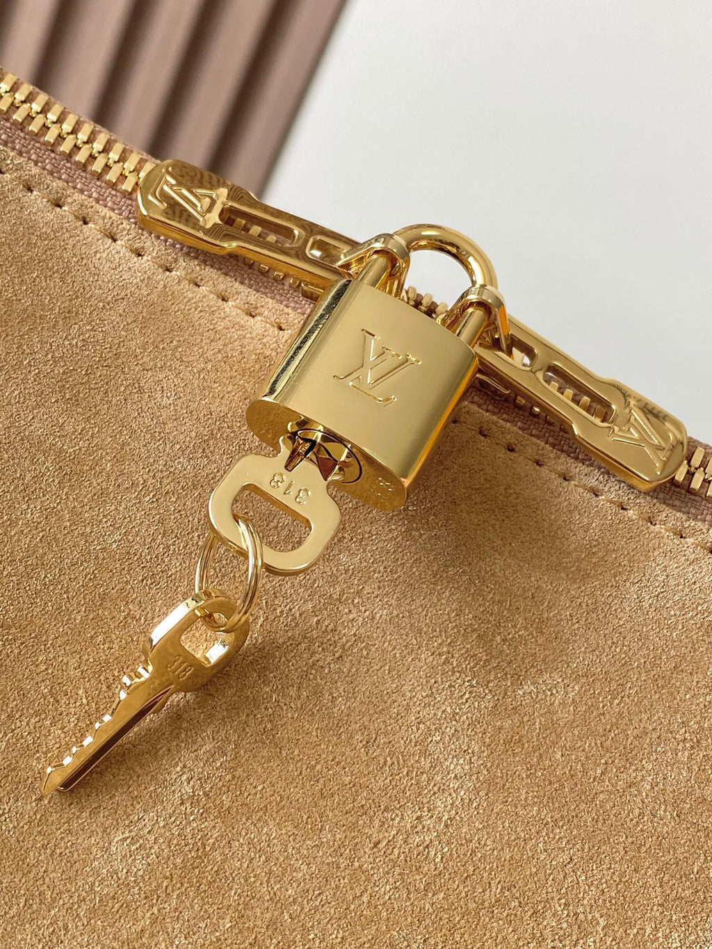 Bolsa LV