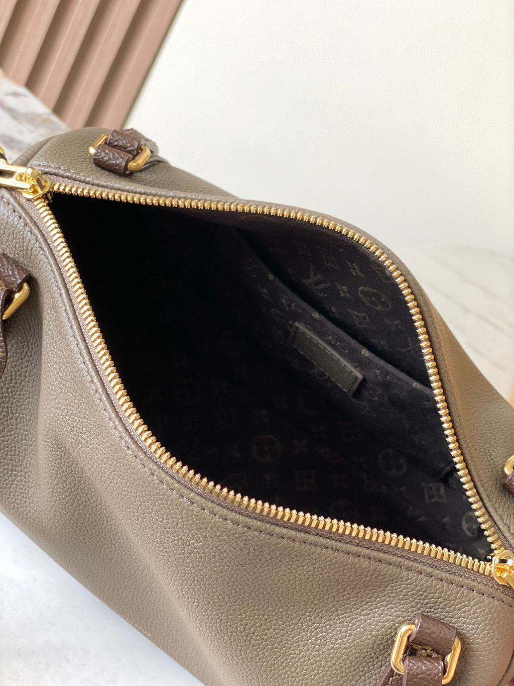 Bolsa LV