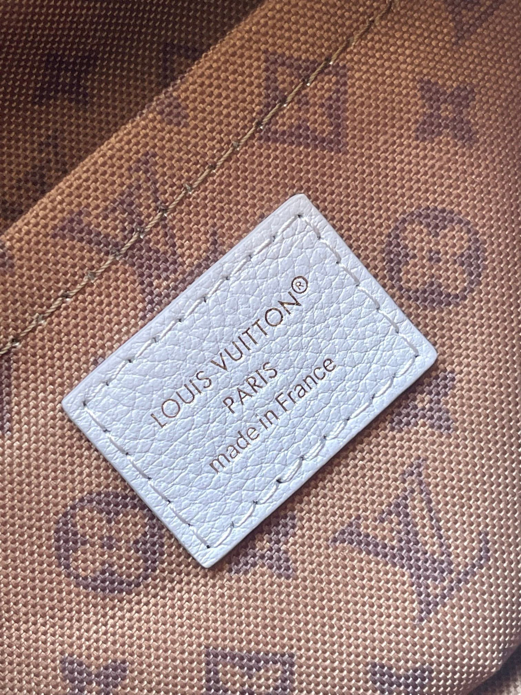 Bolsa LV