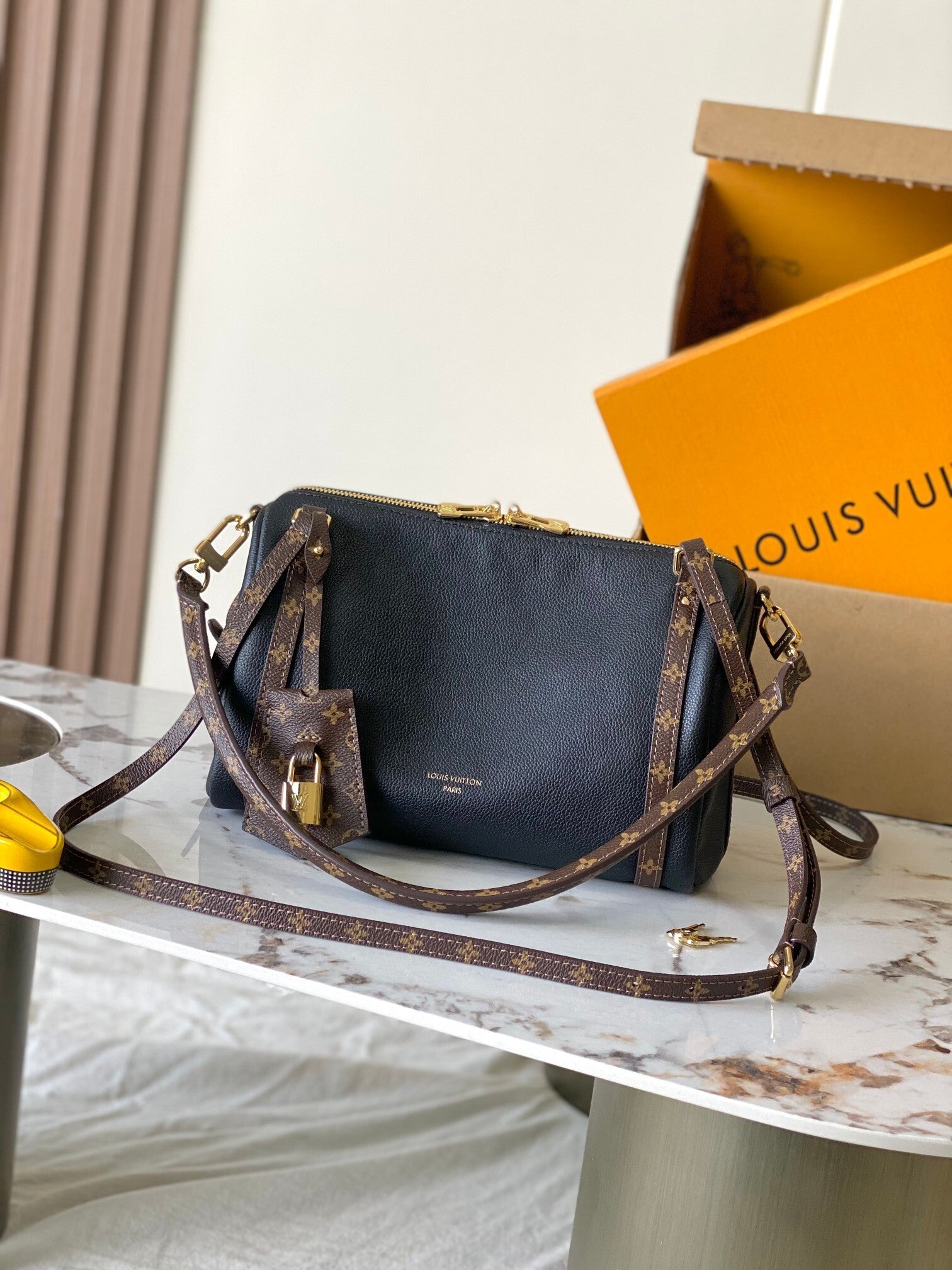 Bolsa LV