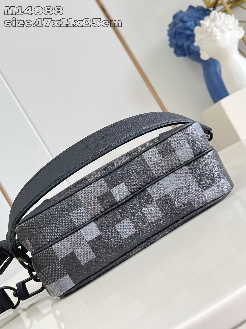 Bag LV