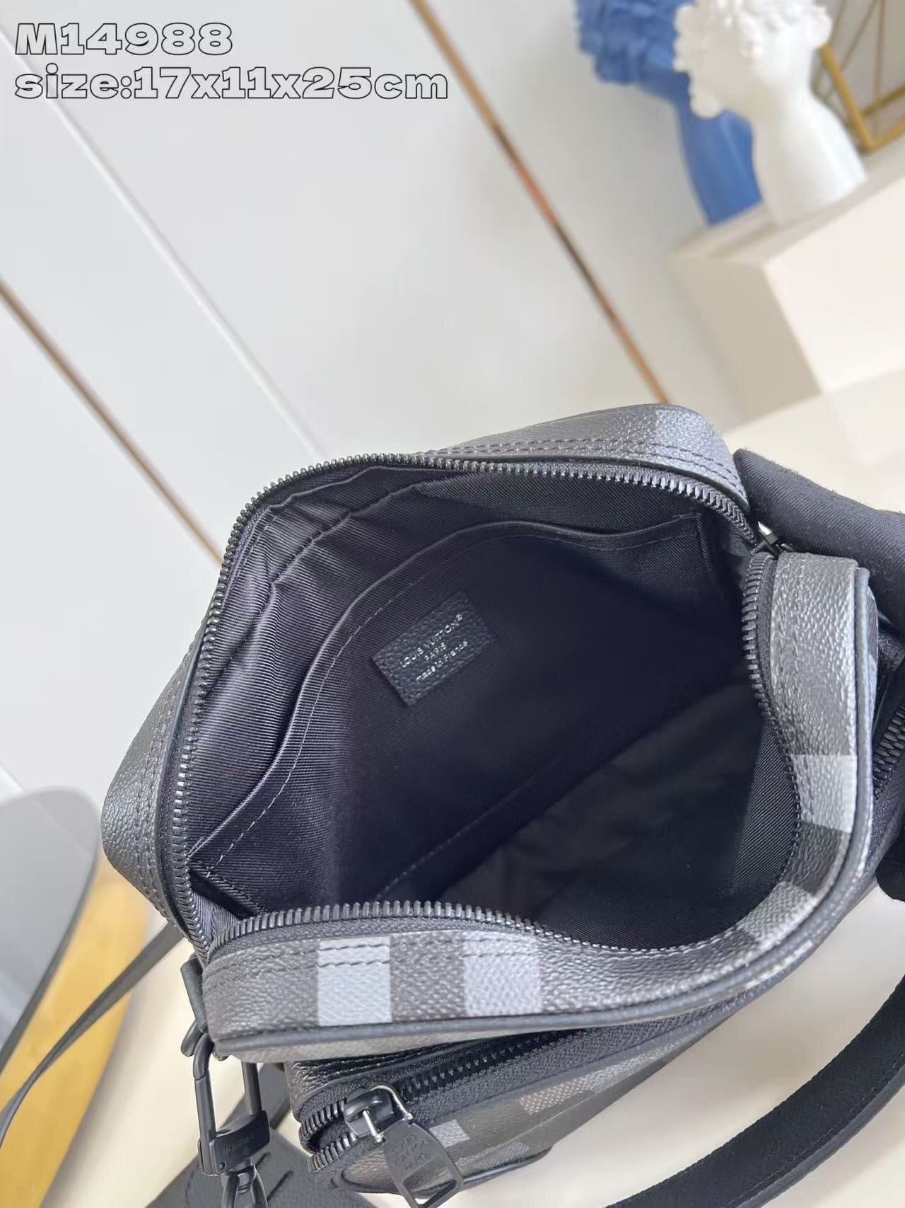 Bag LV