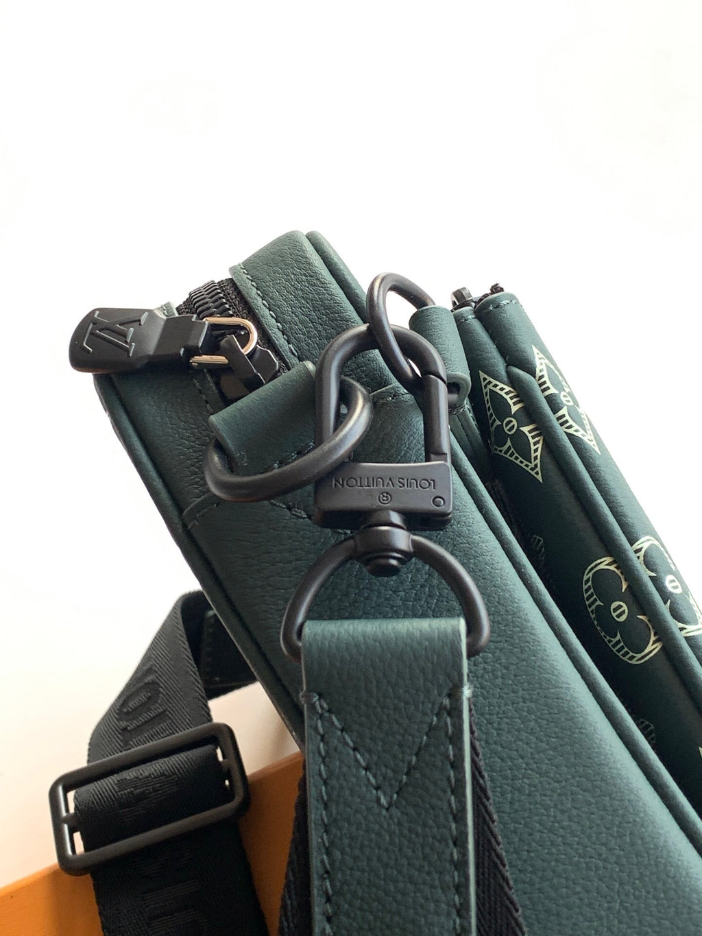 Bag LV