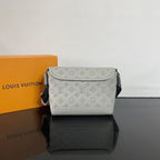 Bag LV Monogram Shadown Pulse Bag