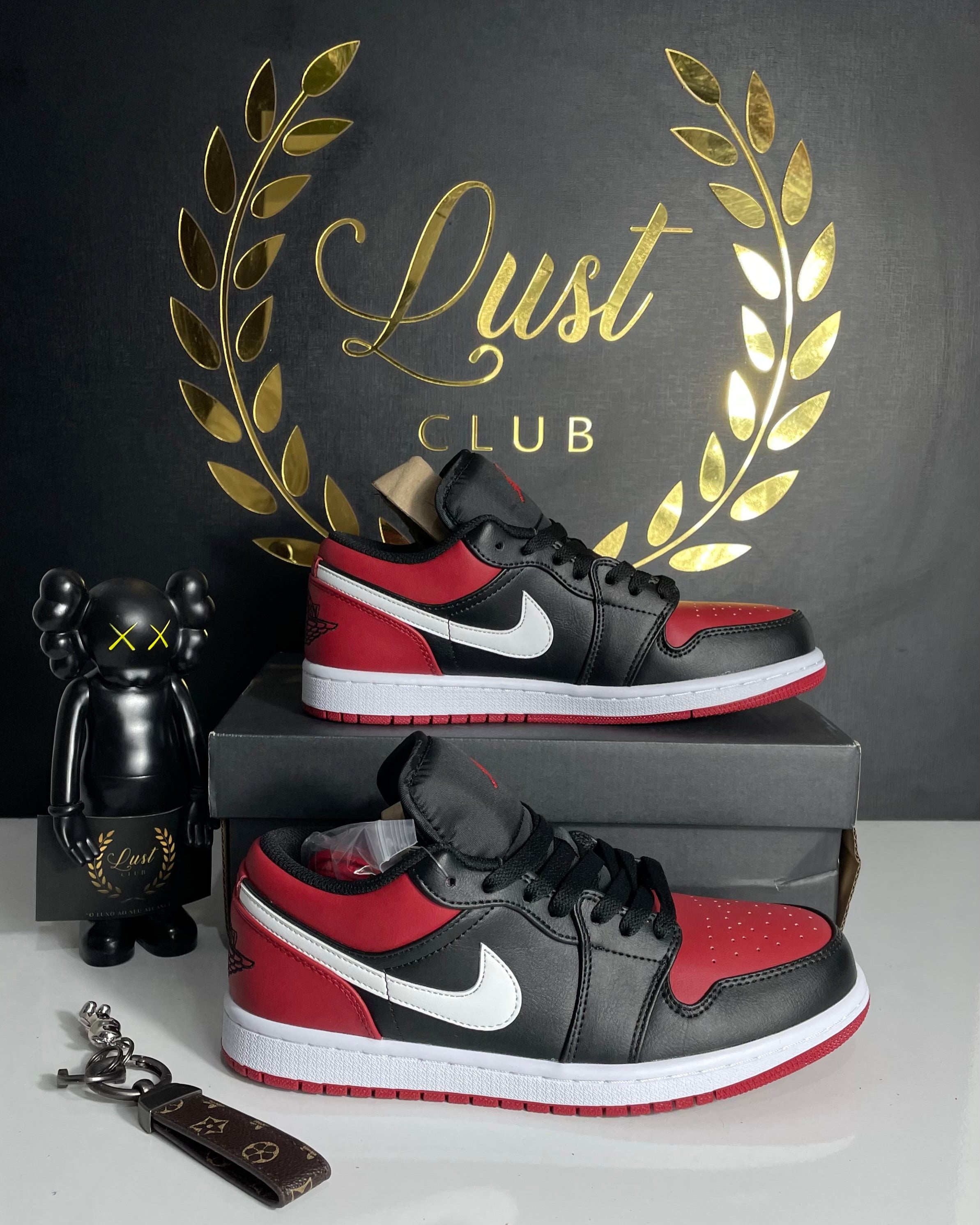 AIR JORDAN 1 LOW BLACK/GYM RED-WHITE NOIR/BLANC/ROUGE GYM (PRONTA ENTREGA) Tamanho 38
