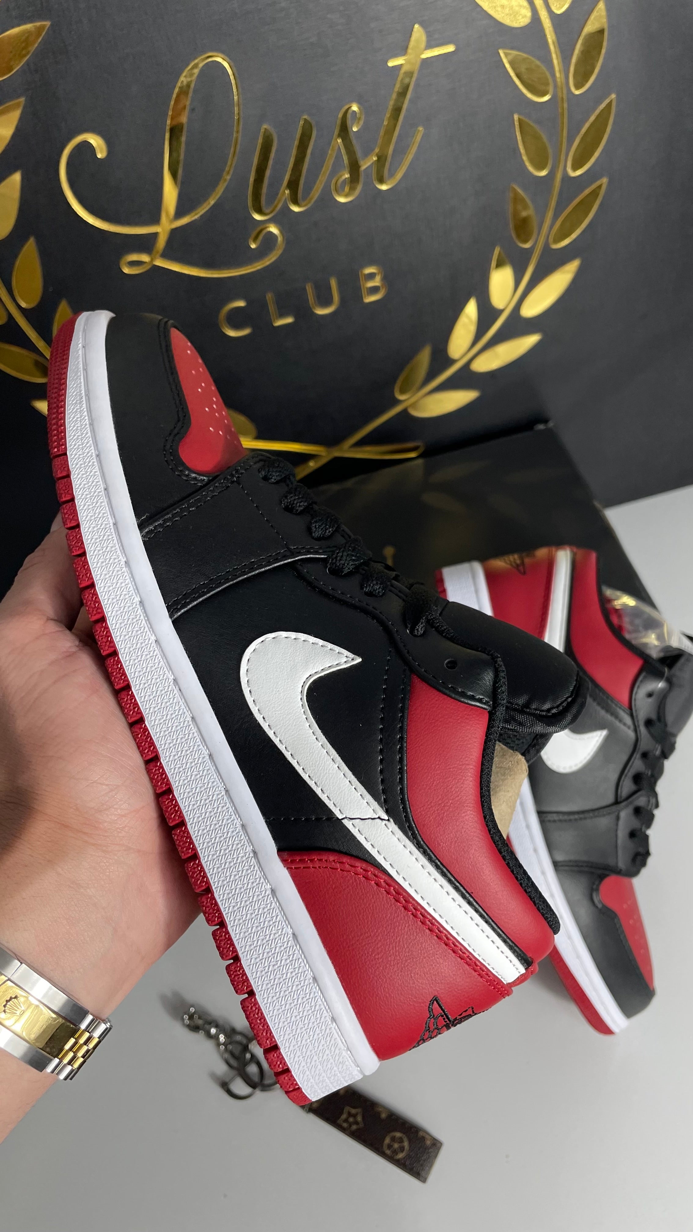 AIR JORDAN 1 LOW BLACK/GYM RED-WHITE NOIR/BLANC/ROUGE GYM (PRONTA ENTREGA) Tamanho 38