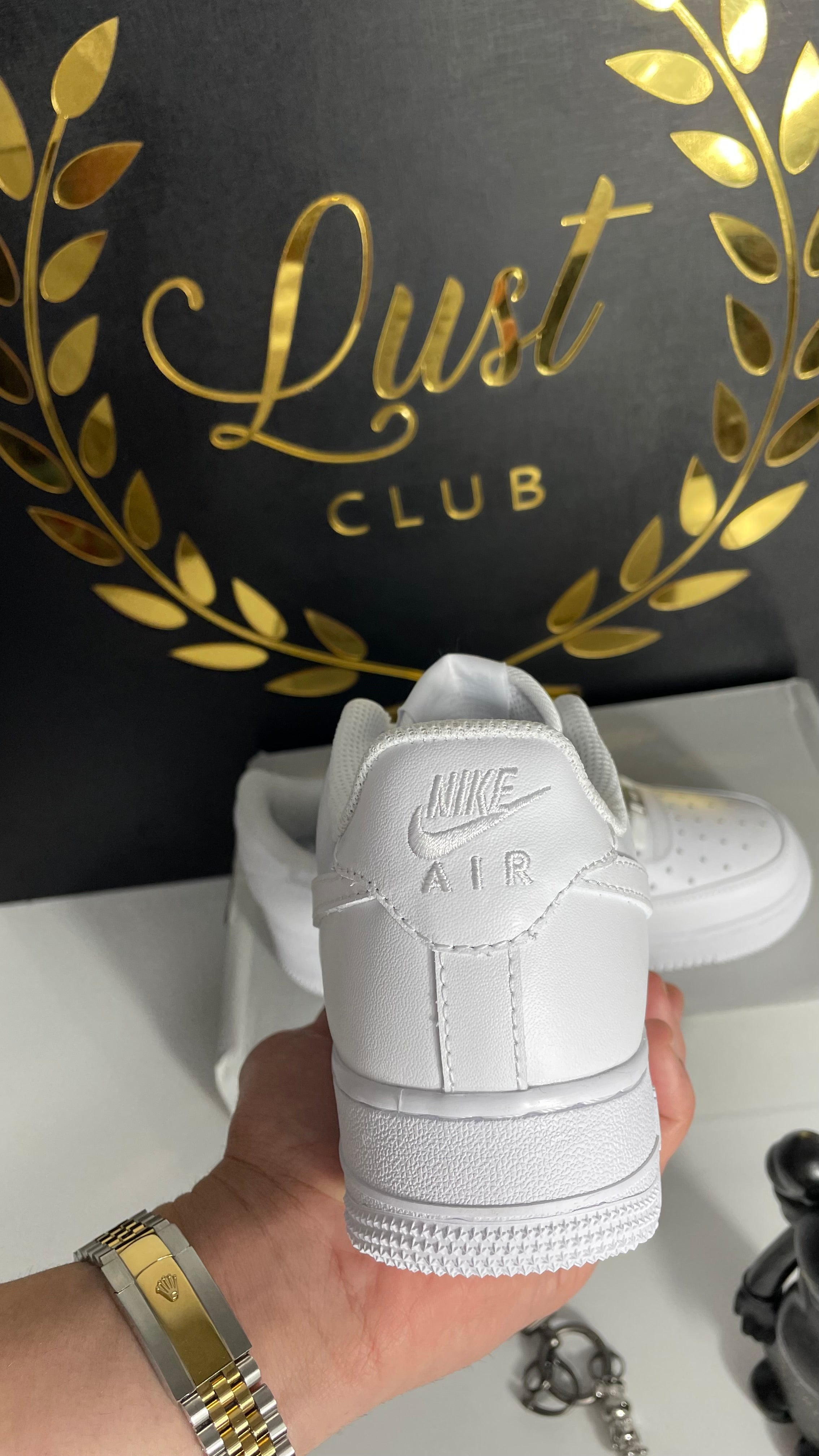 Air Force 1 Low Triple White (PRONTA ENTREGA) Tamanho 36