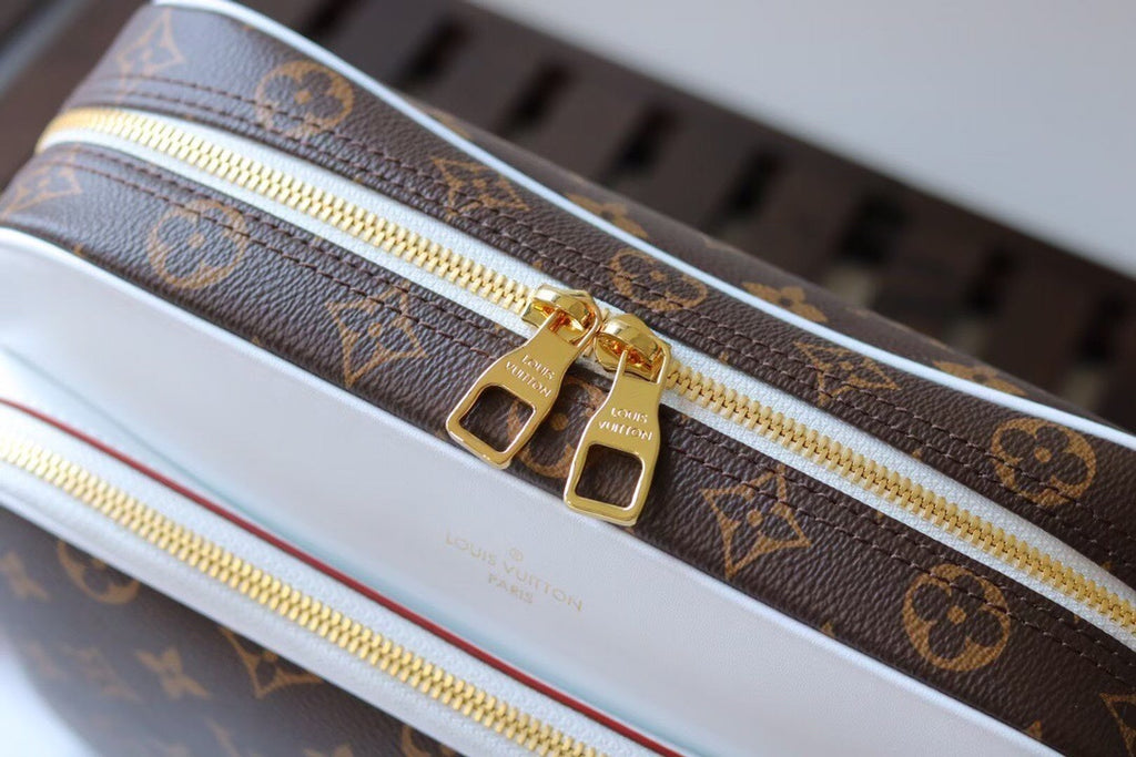 Bag LV X NBA Nil Monogram Antarctica Shoulder Bag