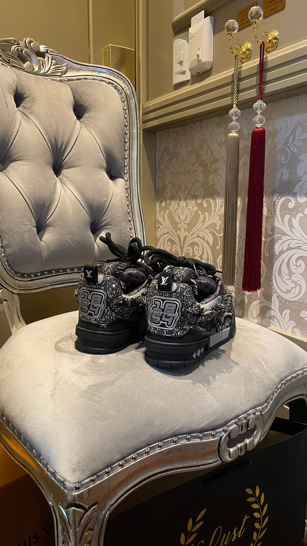 Louis Vuitton Skate Swarovsky