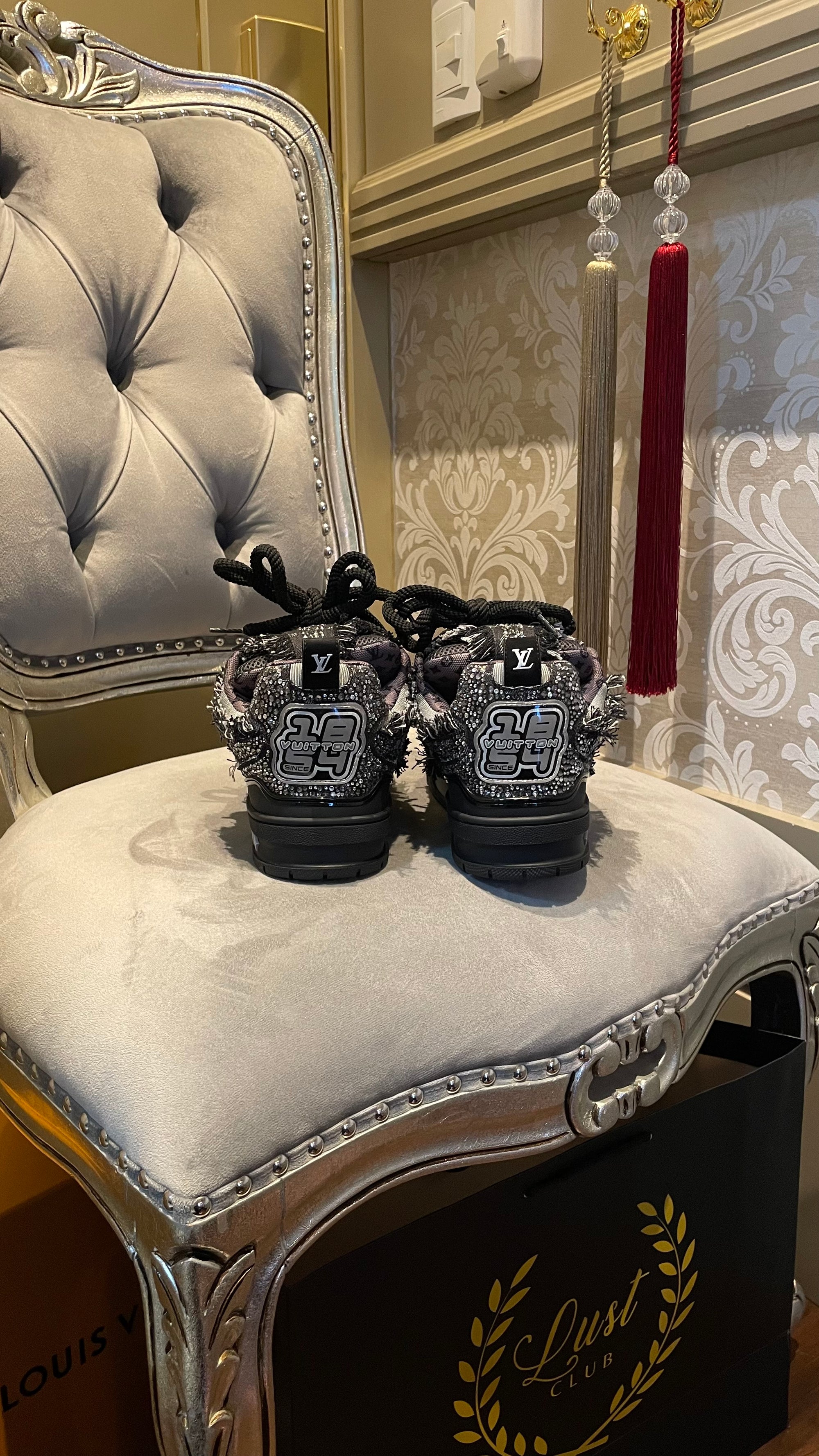 Louis Vuitton Skate Swarovsky