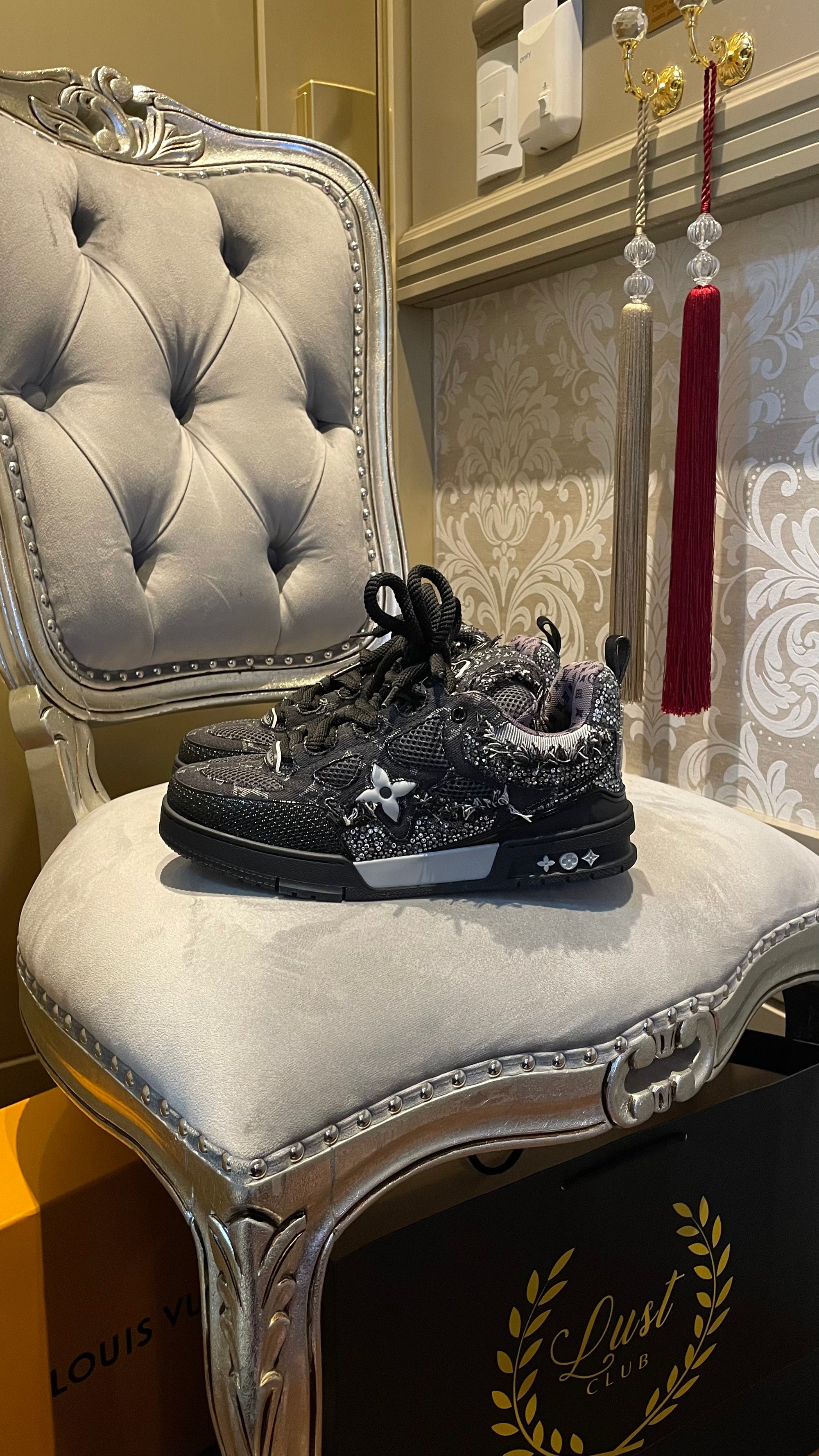 Louis Vuitton Skate Swarovsky