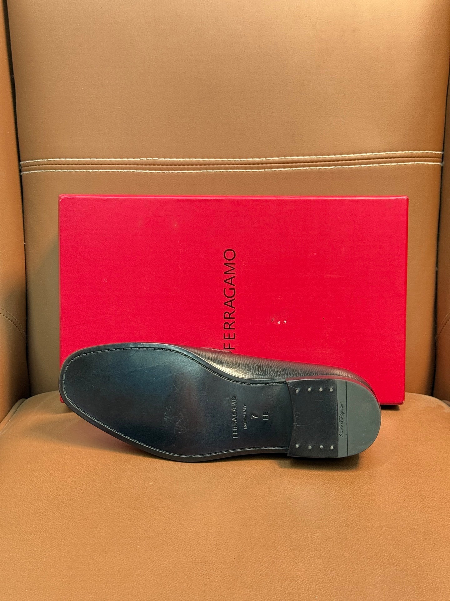 Sapato FERRAGAMO (Pronta Entrega)Tamanho 42