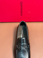 Sapato FERRAGAMO (Pronta Entrega)Tamanho 42