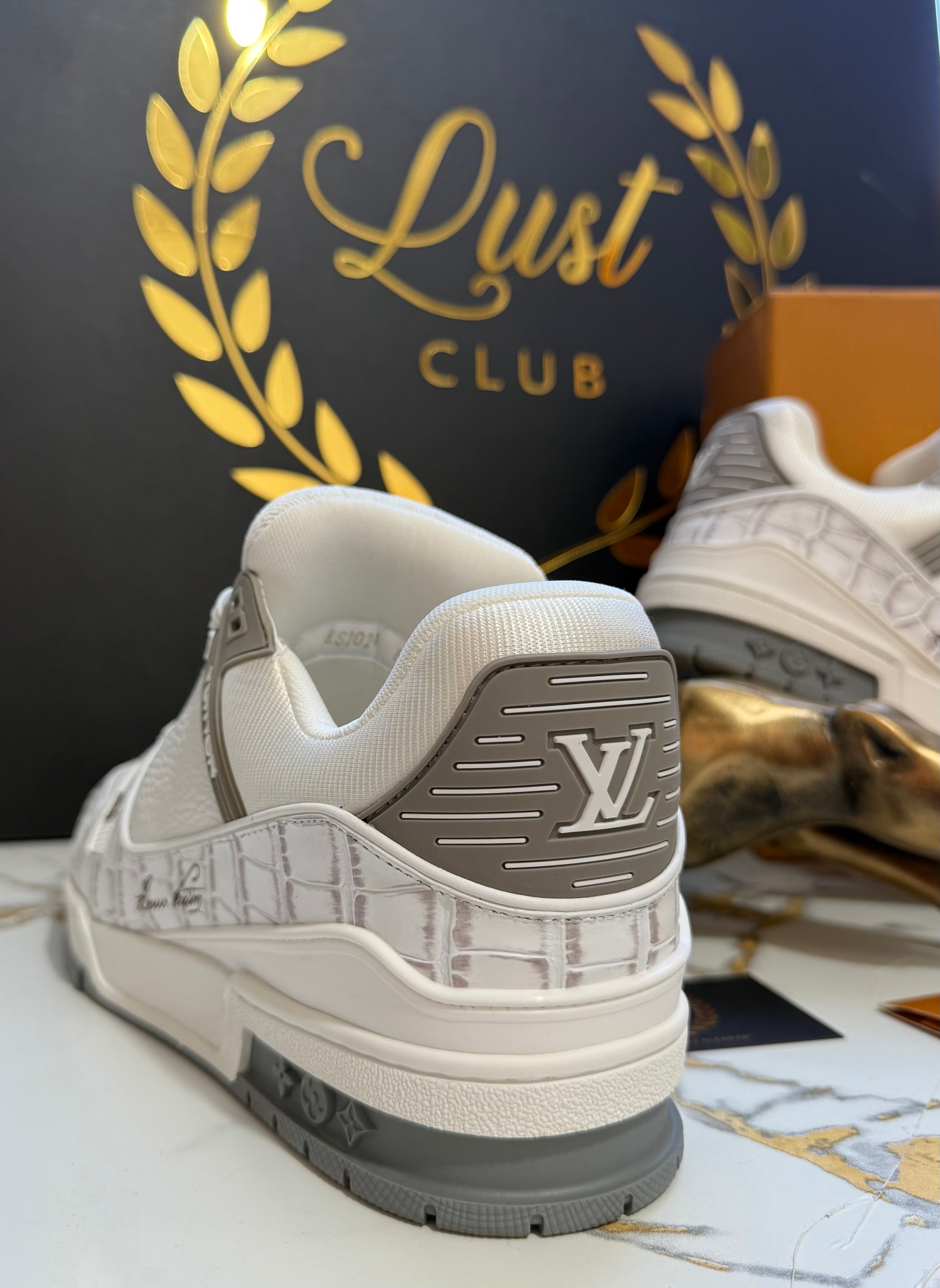 Louis Vuitton Trainer Pele Crocodilo