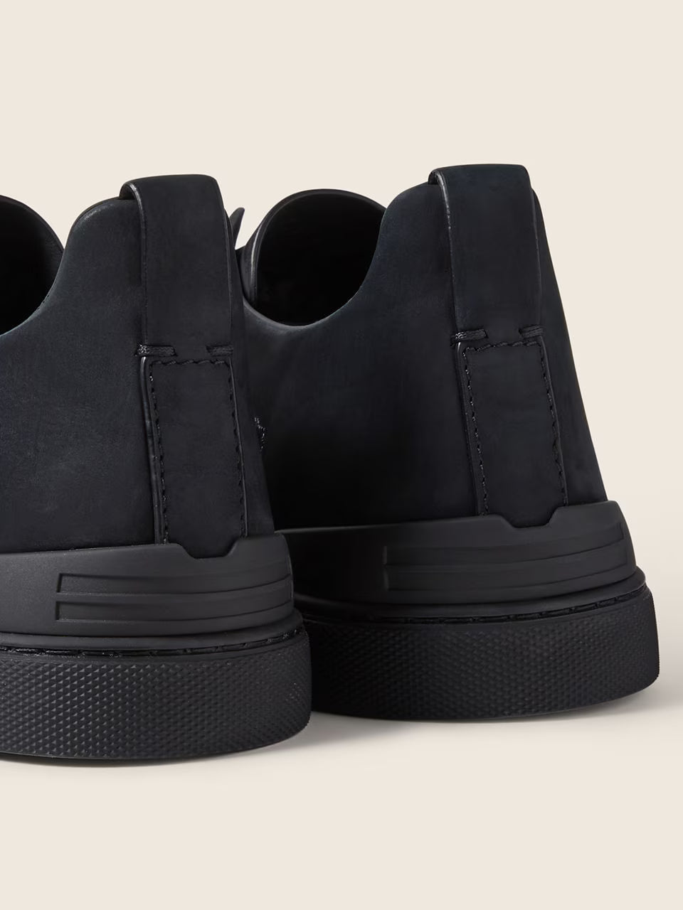 ZEGNA Triple Stitch Sneakers Preto Couro